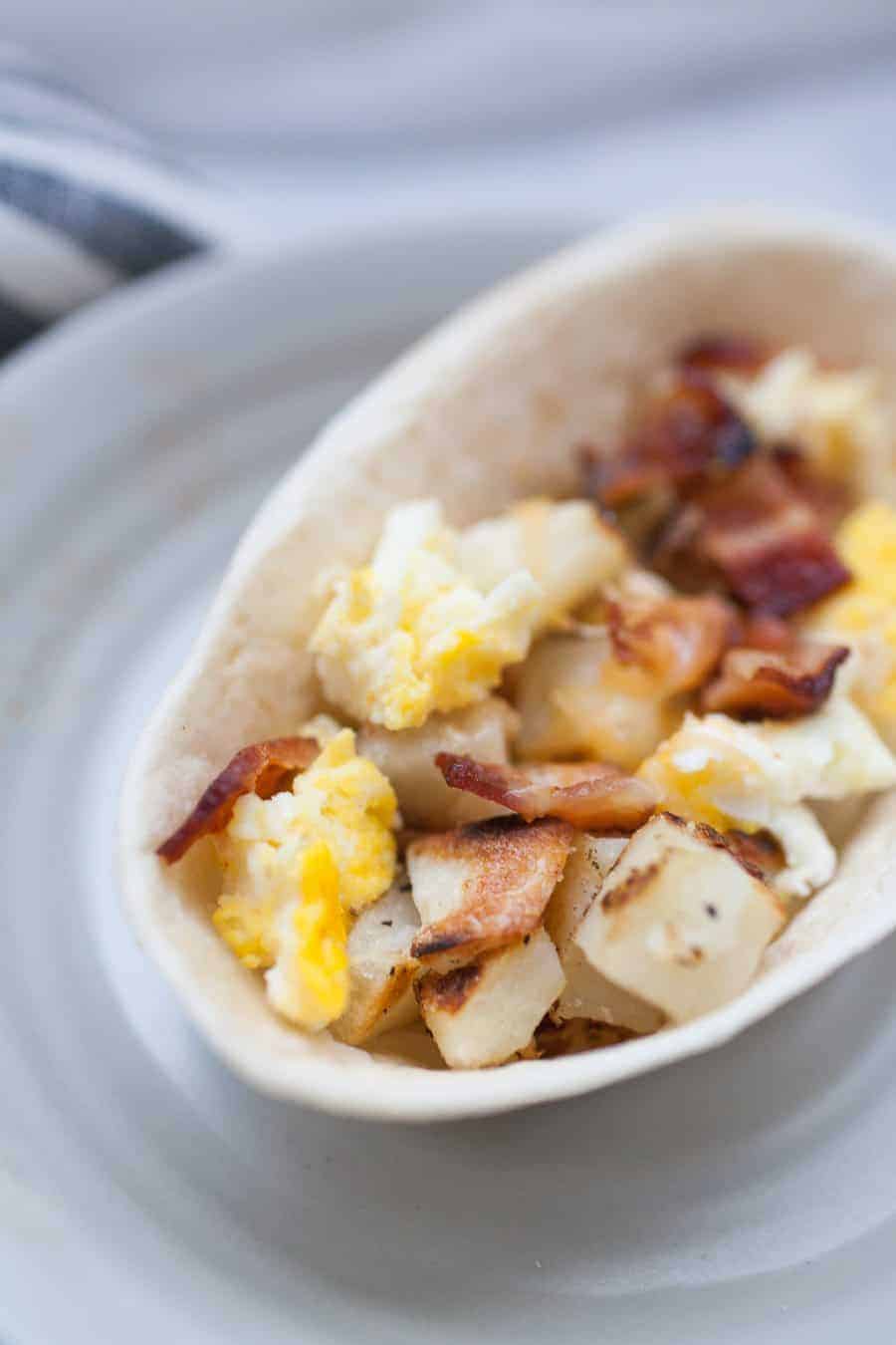 Breakfast Burritos - Craving Home Cooked