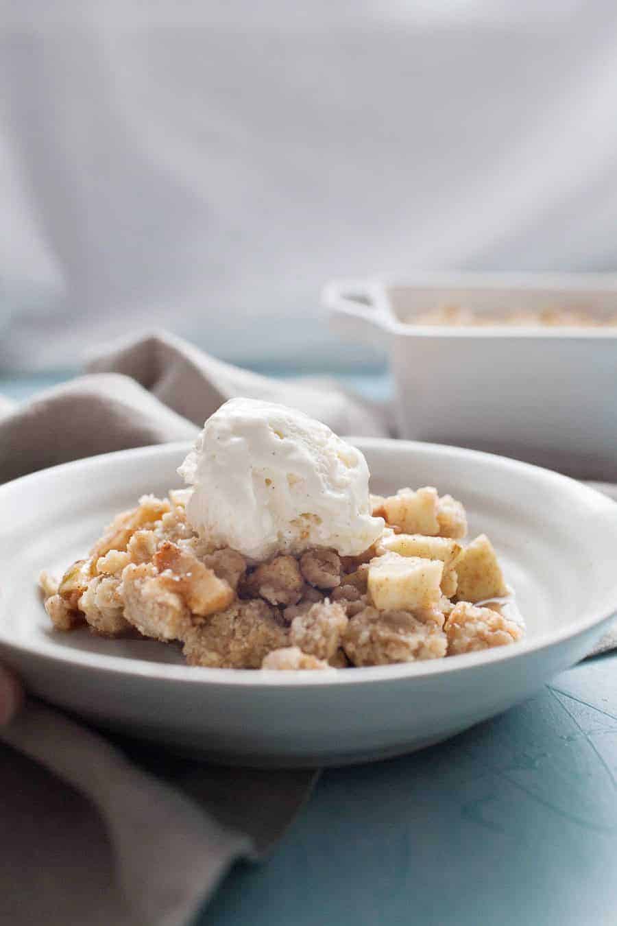 This fall apple crisp is an easy dessert that is perfect for any occasion this fall! Made with a mix of sweet and tart apples and topped with the perfect brown sugar oat crumble topping! It's best served warm with a scoop of ice cream but no matter how you eat it, it will be a crowd pleaser for sure.?