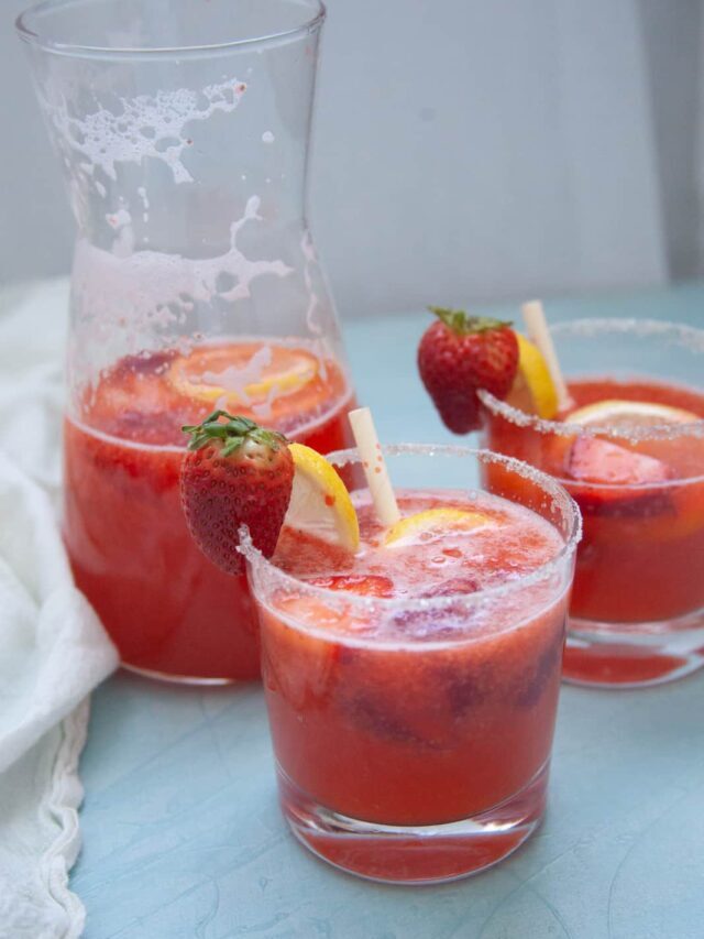 Strawberry Lemonade Mocktail Recipe