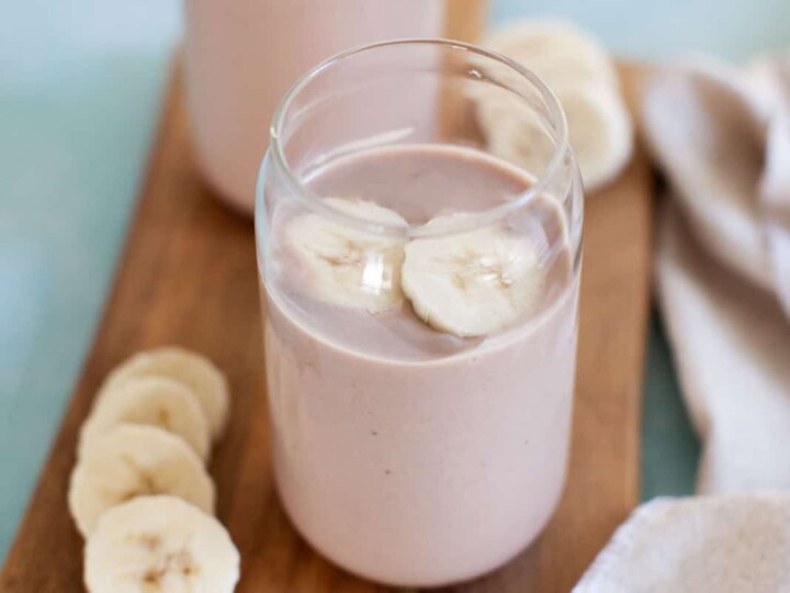 Chocolate Banana Smoothie (Only 5 Ingredients) - A Joyfully Mad Kitchen