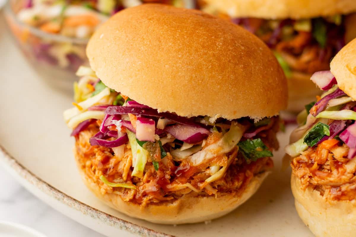 how to make shredded bbq chicken